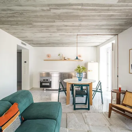 Alfama Modern Flats By Lovelystay