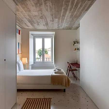 A Escada - Alfama Design