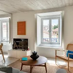 شقة A Escada - Alfama Design